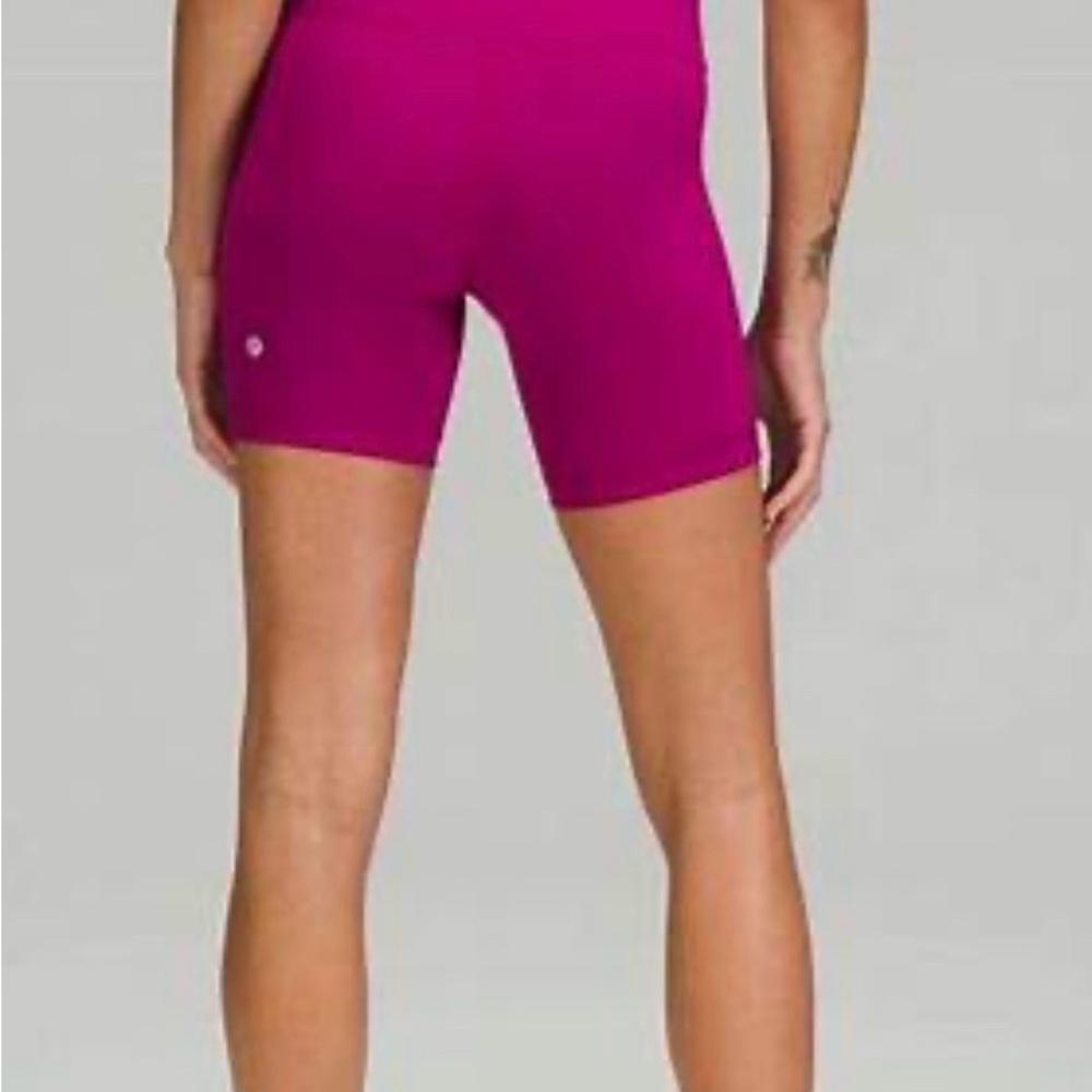 NWT Lululemon Wunder Train HR Short 8” - Size 2